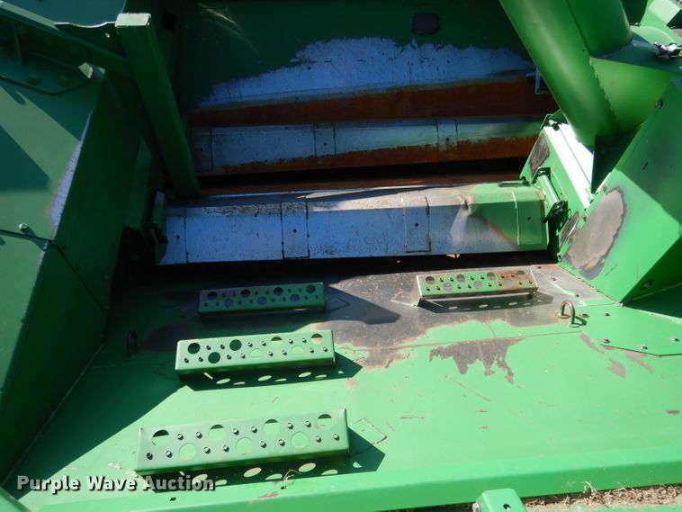 image for item DG5845 2005 John Deere 9760 STS combine