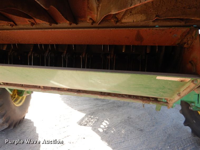 image for item DG5845 2005 John Deere 9760 STS combine