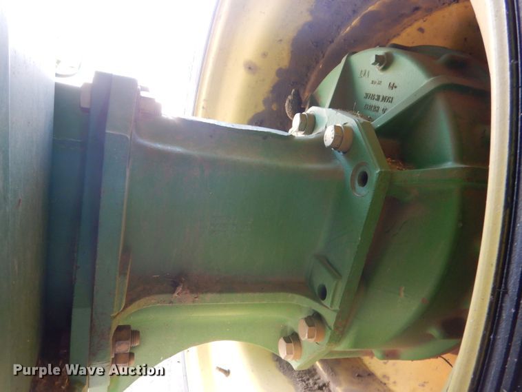 image for item DG5845 2005 John Deere 9760 STS combine