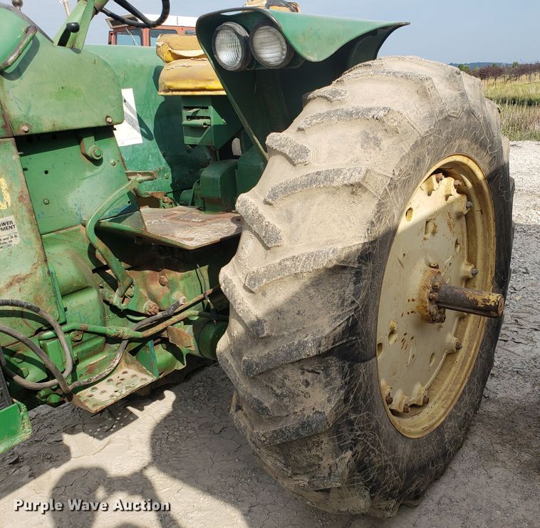 image for item DG7540 1967 John Deere 4020 tractor