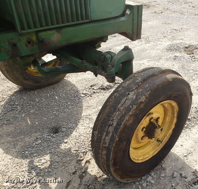 image for item DG7540 1967 John Deere 4020 tractor