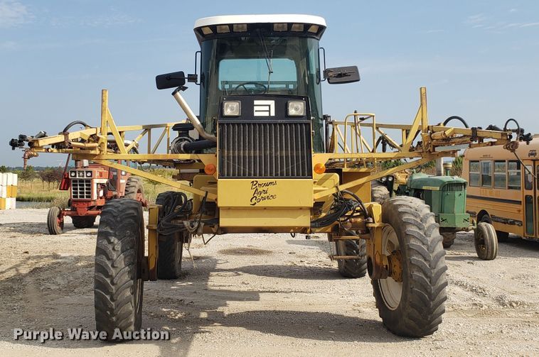 image for item DG7541 1993 Ag-Chem RoGator 664 sprayer