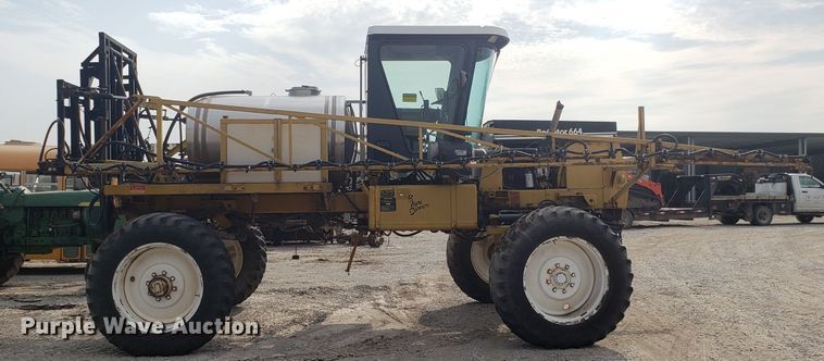 image for item DG7541 1993 Ag-Chem RoGator 664 sprayer