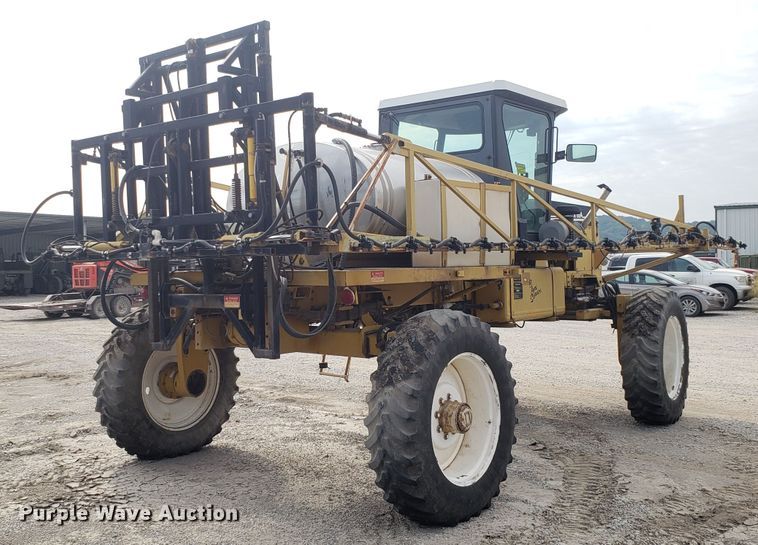 image for item DG7541 1993 Ag-Chem RoGator 664 sprayer