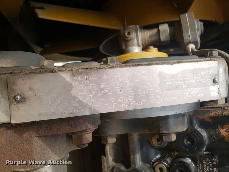 image for item DG7541 1993 Ag-Chem RoGator 664 sprayer