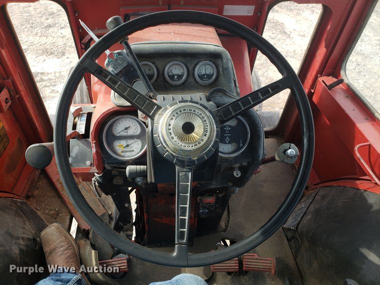 image for item DG7542 International 100 Hydro tractor