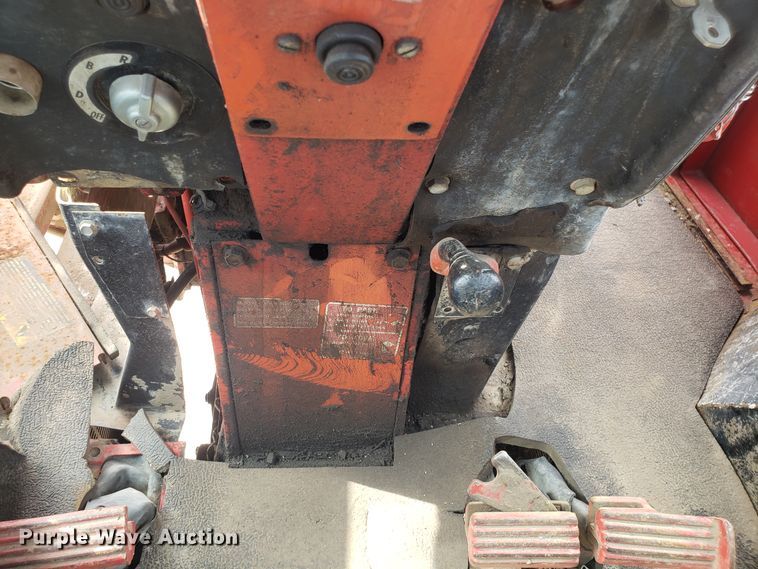 image for item DG7542 International 100 Hydro tractor