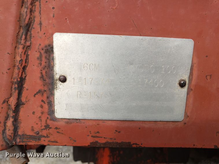 image for item DG7542 International 100 Hydro tractor