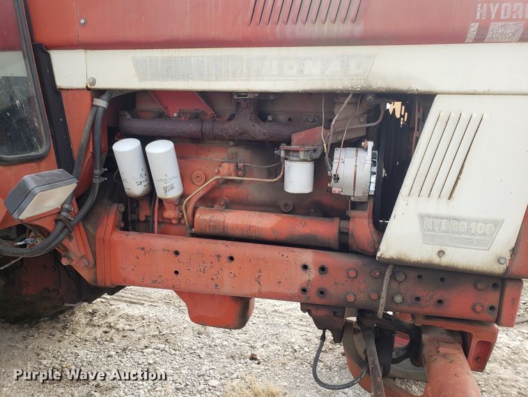 image for item DG7542 International 100 Hydro tractor