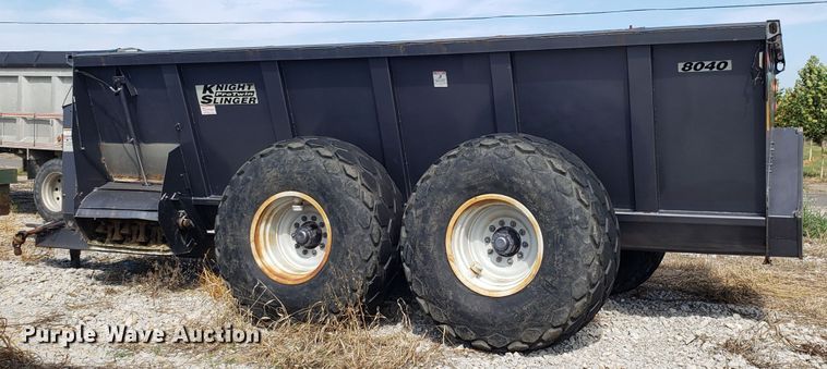 image for item DG7557 Knight 8040 ProTwin Slinger manure spreader