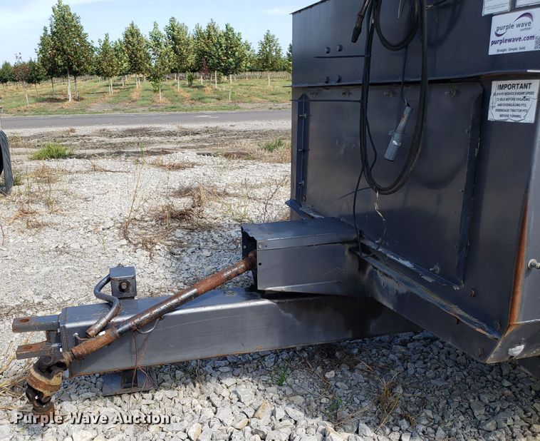 image for item DG7557 Knight 8040 ProTwin Slinger manure spreader