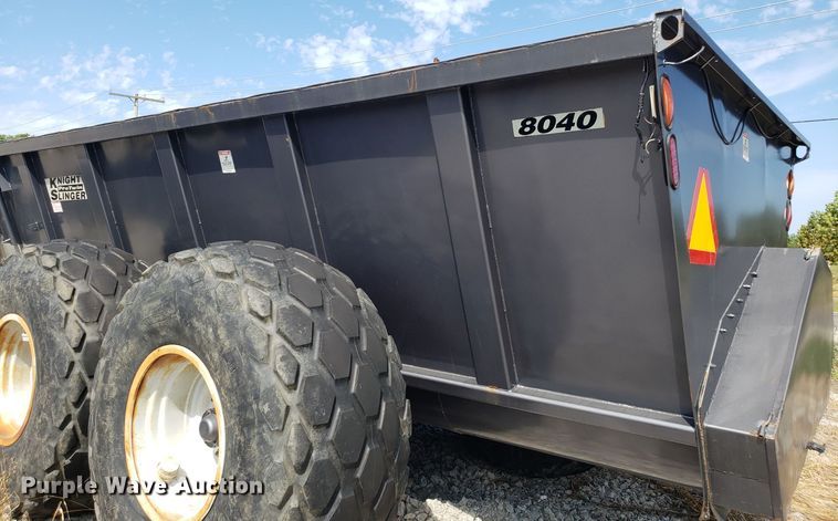 image for item DG7557 Knight 8040 ProTwin Slinger manure spreader