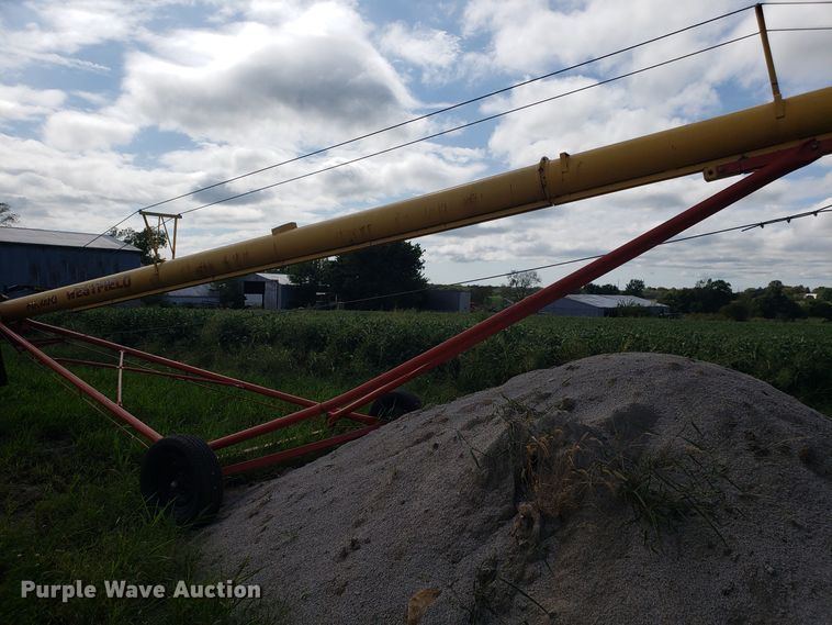 image for item DG7594 Westfield MK100-61 grain auger