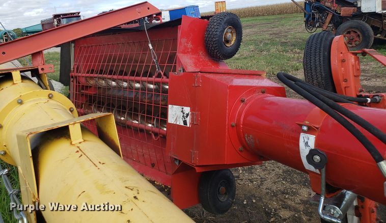 image for item DG7594 Westfield MK100-61 grain auger