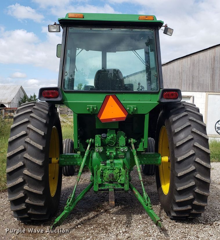image for item DG7598 1975 John Deere 4230 tractor