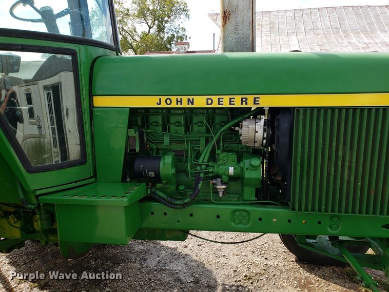image for item DG7598 1975 John Deere 4230 tractor
