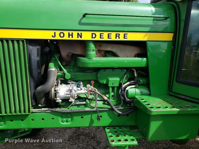 image for item DG7598 1975 John Deere 4230 tractor