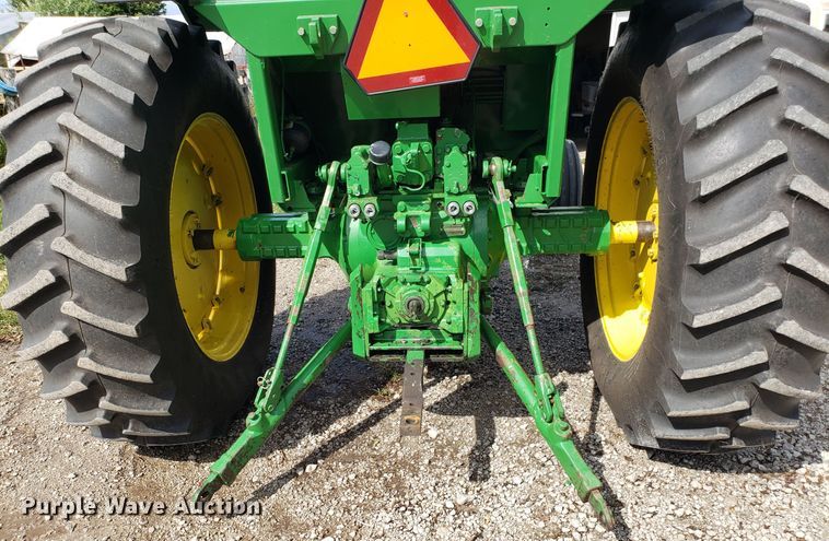 image for item DG7598 1975 John Deere 4230 tractor