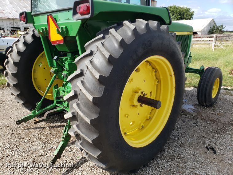 image for item DG7598 1975 John Deere 4230 tractor