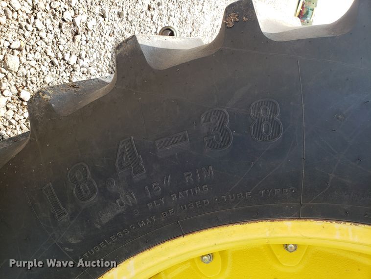 image for item DG7598 1975 John Deere 4230 tractor