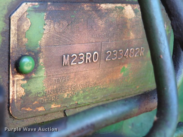 image for item DH1592 1969 John Deere 4000 tractor
