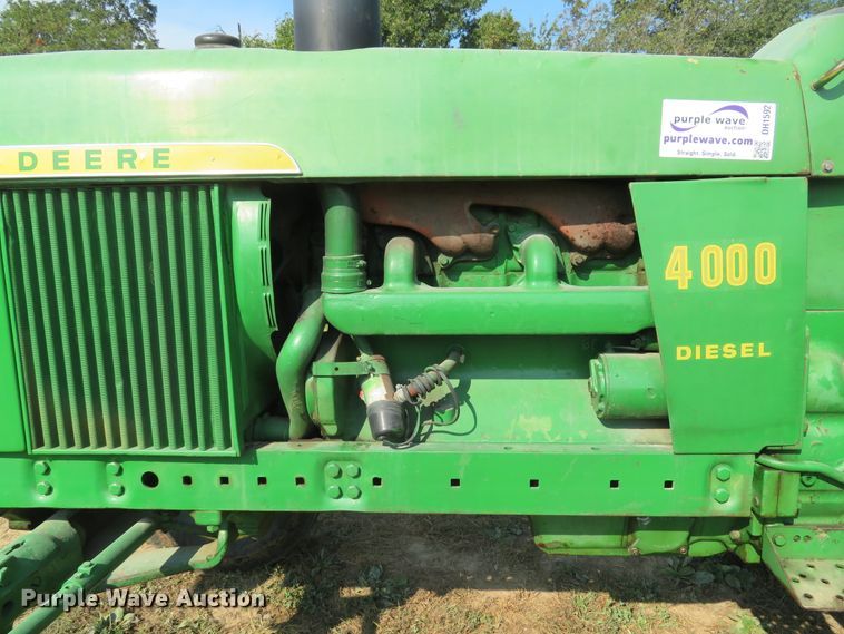image for item DH1592 1969 John Deere 4000 tractor