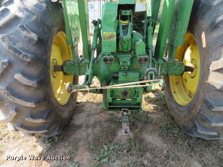 image for item DH1592 1969 John Deere 4000 tractor