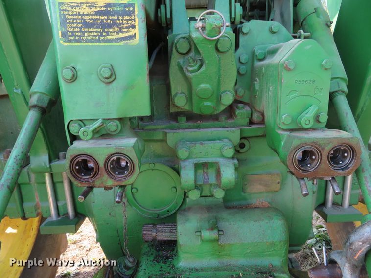 image for item DH1592 1969 John Deere 4000 tractor