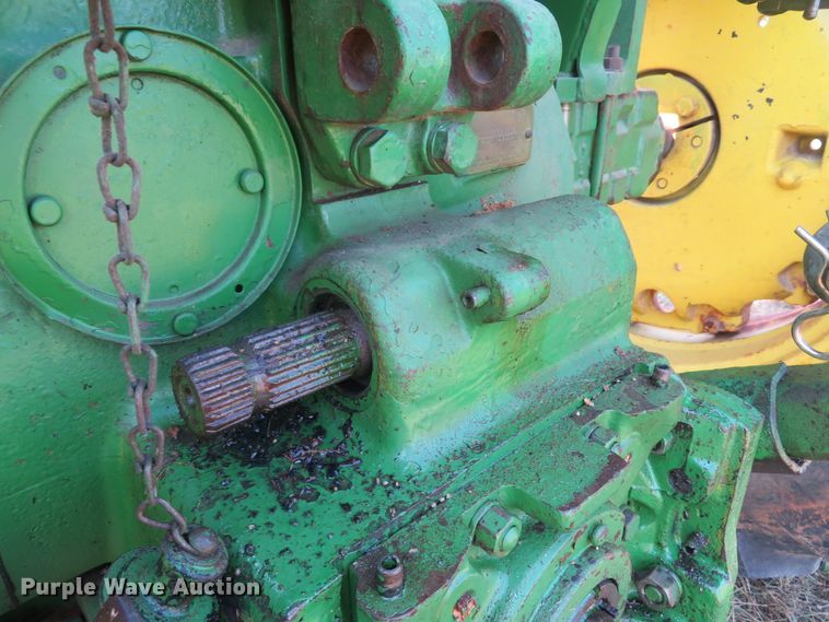 image for item DH1592 1969 John Deere 4000 tractor