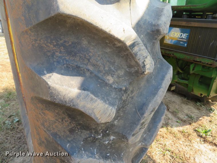 image for item DH1592 1969 John Deere 4000 tractor