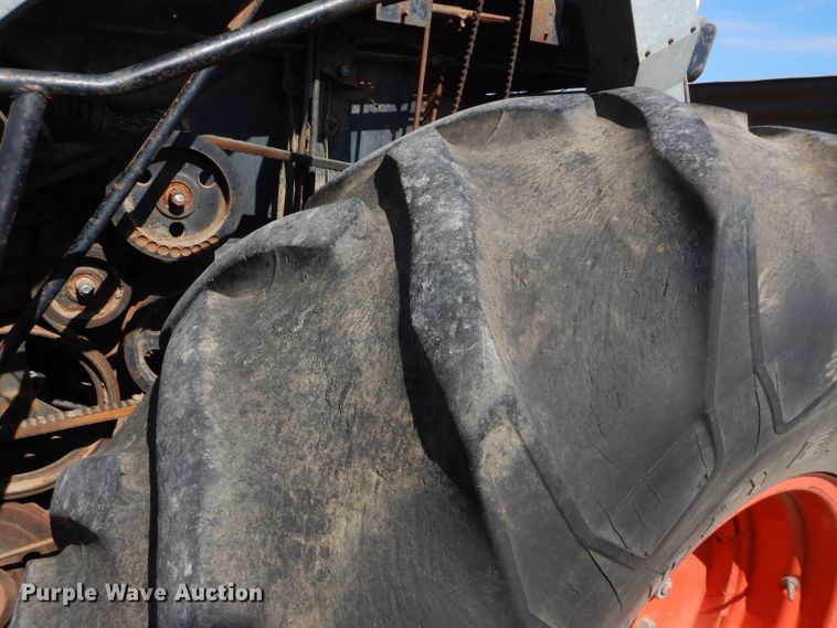 image for item DH2596 Gleaner F Corn Soybean Special combine