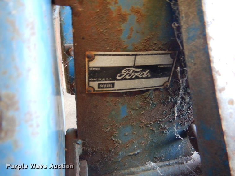 image for item EK9066 Ford 515 sickle mower