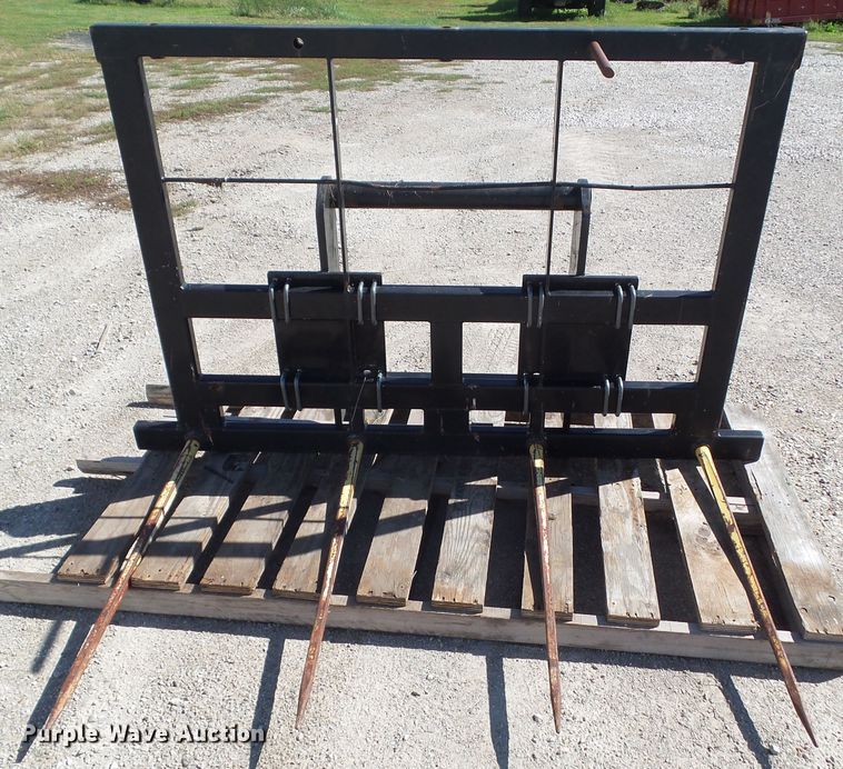 image for item EM9212 MDS square bale spear