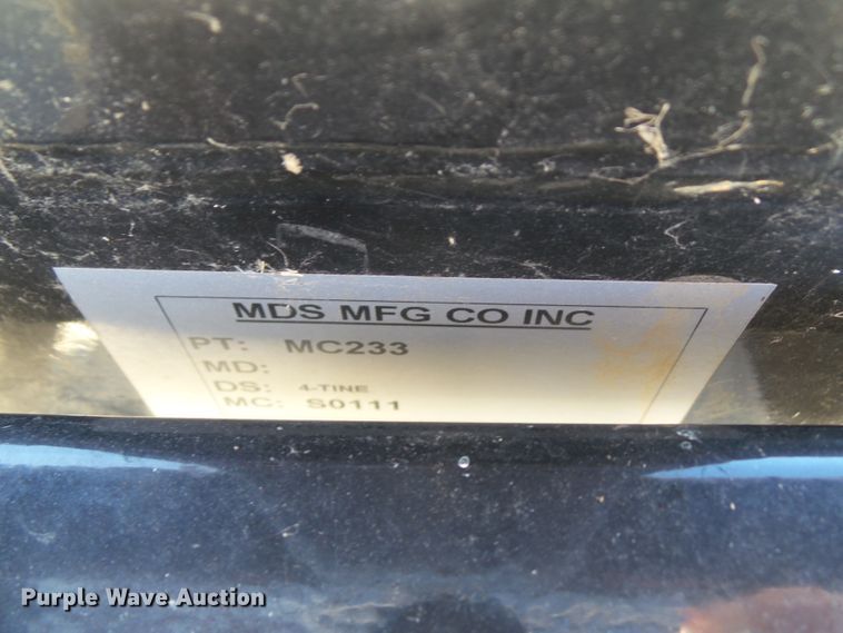 image for item EM9212 MDS square bale spear