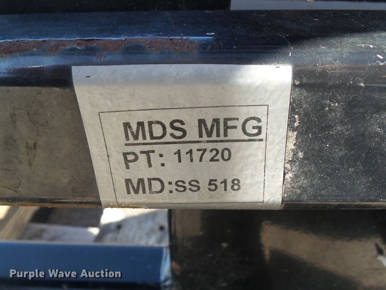 image for item EM9212 MDS square bale spear