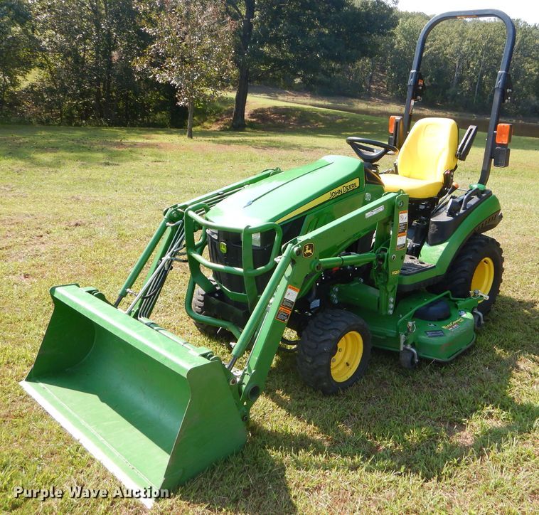 image for item FC9957 2015 John Deere 1025R tractor