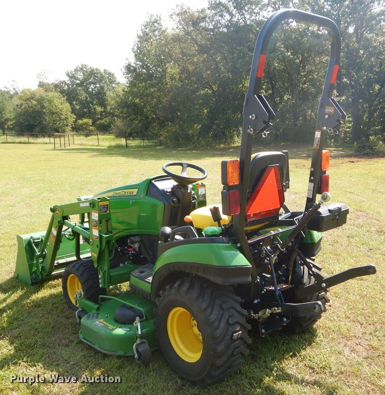 image for item FC9957 2015 John Deere 1025R tractor