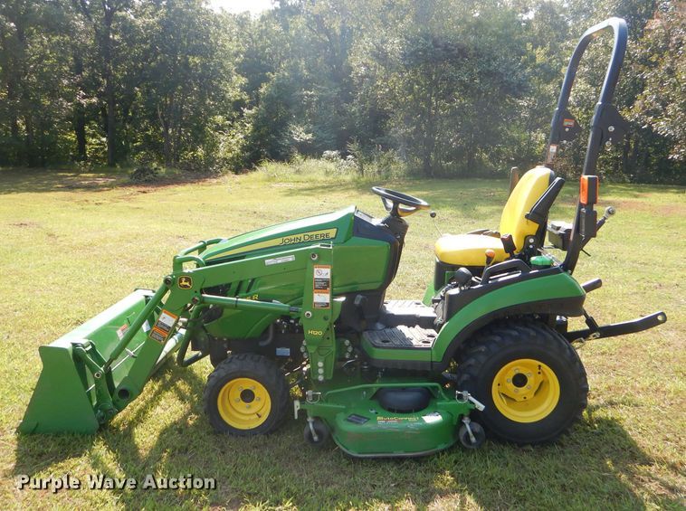 image for item FC9957 2015 John Deere 1025R tractor