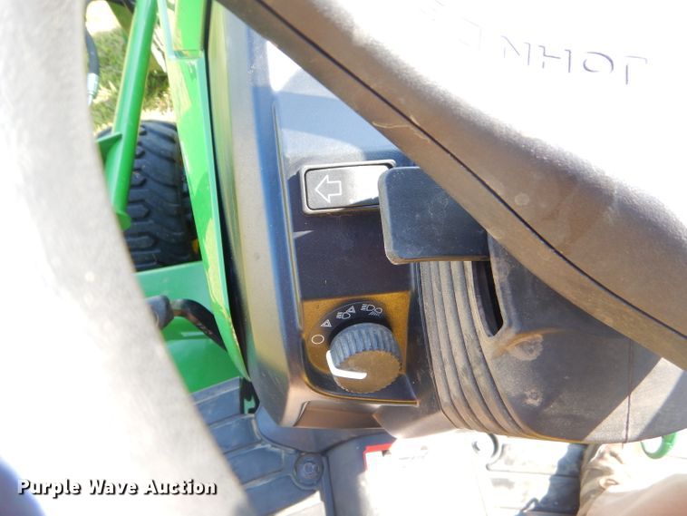 image for item FC9957 2015 John Deere 1025R tractor