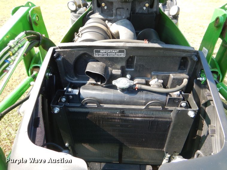 image for item FC9957 2015 John Deere 1025R tractor