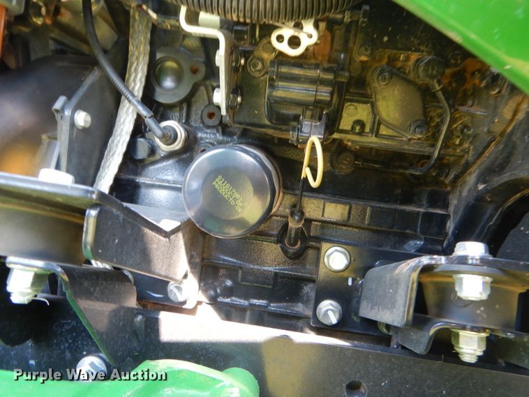 image for item FC9957 2015 John Deere 1025R tractor