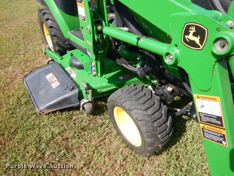 image for item FC9957 2015 John Deere 1025R tractor