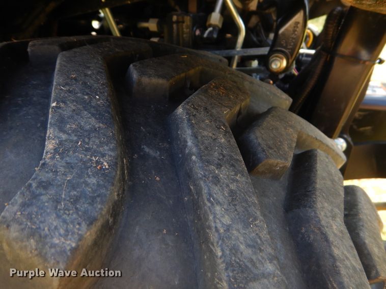 image for item FC9957 2015 John Deere 1025R tractor