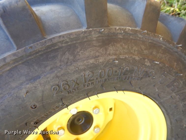 image for item FC9957 2015 John Deere 1025R tractor