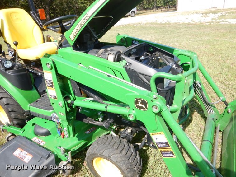 image for item FC9957 2015 John Deere 1025R tractor