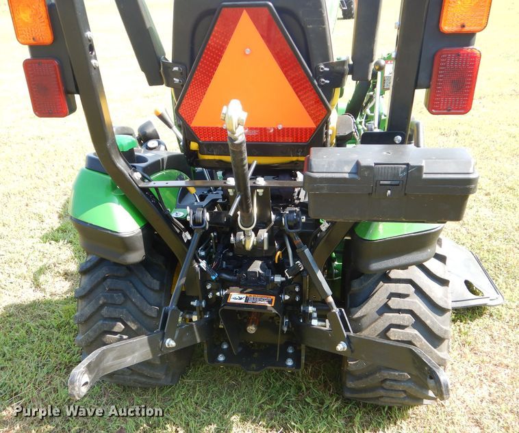 image for item FC9957 2015 John Deere 1025R tractor