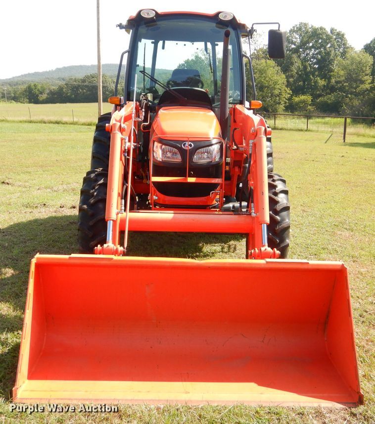 image for item FC9958 Kubota M7060 tractor