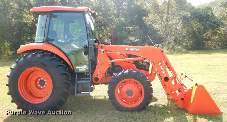 image for item FC9958 Kubota M7060 tractor