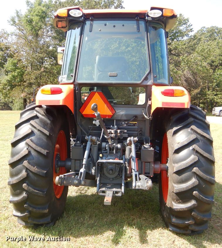 image for item FC9958 Kubota M7060 tractor