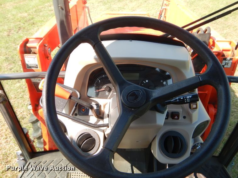 image for item FC9958 Kubota M7060 tractor